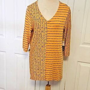 Thomas & Olivia tunic top. NWT. gold with black stripes. Size XL. V neck.‎